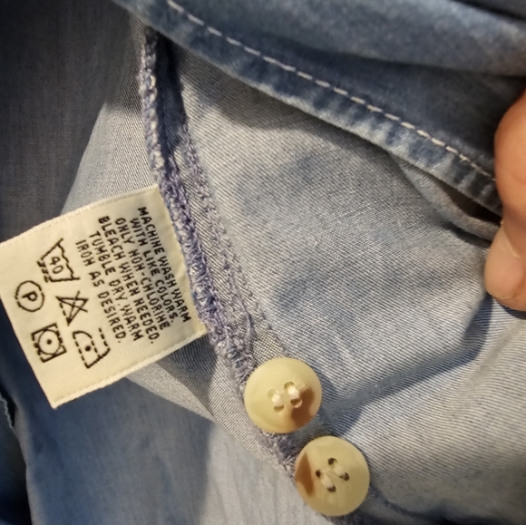 Eddie Bauer top - Picture 7 of 7